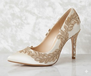 Embellecedor de encaje de cristal de diamantes de imitación elegante de fabricación india perfecto para coser o para novia y fiesta disponible para la venta - Product Image 4