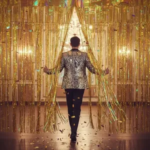 2 tende in carta metallizzata dorata per decorazioni per feste - Product Image 3