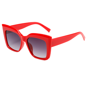 Lunettes de soleil d'été UV400, nouvelle mode, monture œil de chat pleine, grande monture blanche en PC, tendance pour hommes, femmes et filles - Product Image 1