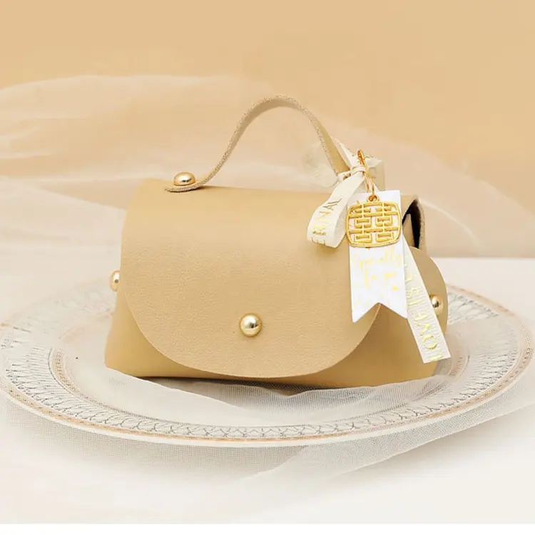 European-Style Creative Leather Wedding Candy Box Portable Travel Cosmetics Bag Wedding Companion Gift Wedding Box