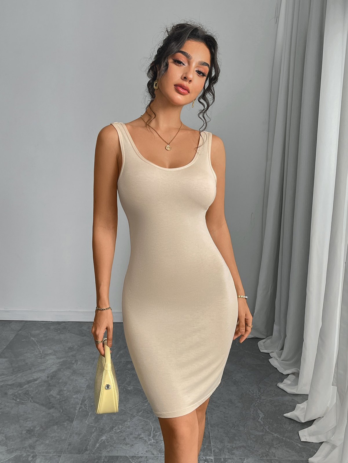Tummy-Control Seamless Shapewear Dress (F220): side profile showing zones and edge stability