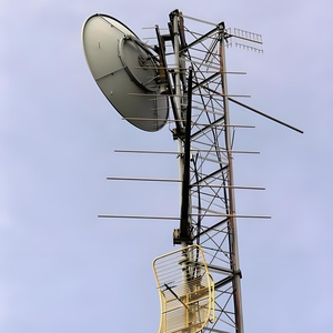 เสาส่งสัญญาณเหล็กแบบกำหนดความสูงได้สำหรับสถานีฐาน 5G รองรับ GSM WiFi - Product Image 6