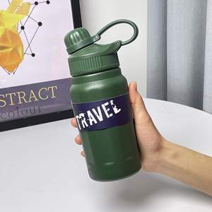Bouteille d'eau isotherme moderne en acier inoxydable de grande capacité (840 ml) avec paille et poignée, idéale pour la rentrée scolaire - Product Image 5