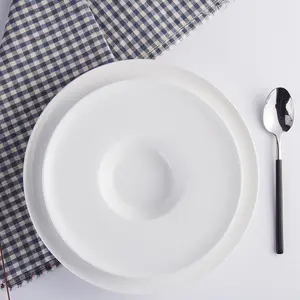 Wholesale Western Fancy Dinner Plates Set Bone China Tableware Salad Deep Dish Pottery Porcelain Restaurant Plates