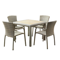 Ensemble de table à manger confortable pour 4 personnes en rotin tressé avec structure en aluminium de style moderne pour jardin et terrasse extérieure, 5 pièces
