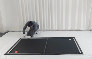 Écran de projection cinématographique ALR de 110 pouces rejetant la lumière ambiante pour projecteur ultra courte portée (UST) au format 16:9 - Product Image 3