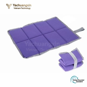 เสื่อปิคนิคพับได้สำหรับตั้งแคมป์กลางแจ้ง สีเขียว ทำจากผ้าอ็อกซ์ฟอร์ด พกพาสะดวก ใช้ได้ทุกฤดู - Product Image 3
