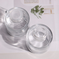Bouteilles de diffuseur de roseau d'arôme en verre rond givré clair de luxe de 100ml 120ml pour désodorisants avec bâtons couvercle en bois de bambou personnalisé