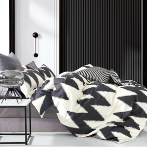 Ensemble <span class=keywords><strong>de</strong></span> literie à imprimé géométrique 100% coton personnalisé ensemble <span class=keywords><strong>de</strong></span> draps <span class=keywords><strong>de</strong></span> lit pour enfants et adultes <span class=keywords><strong>garçon</strong></span> literie en gros - Product Image 3