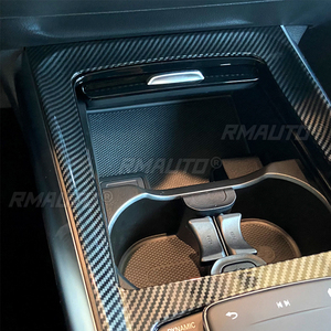 Cubierta Protectora para el Panel de la Consola Central del Automóvil con Aspecto de Carbono para Mercedes-Benz Clase B GLA GLB W247 X247 H247 2020+ - Product Image 5