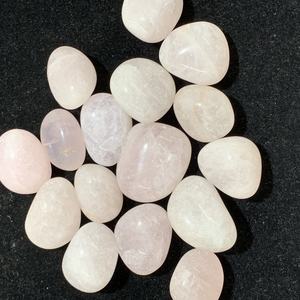 Piedras Preciosas de Cuarzo Rosa Natural - Color Rosa Suelto para Joyería y Manualidades, Tamaño Libre - Product Image 1