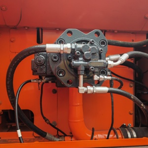 Excavadora Doosan DX340LCA Modelo 2022 de 34 Toneladas, Motor, Caja de Cambios y Bomba Resistentes y Duraderos para Minas y Canteras - Product Image 4