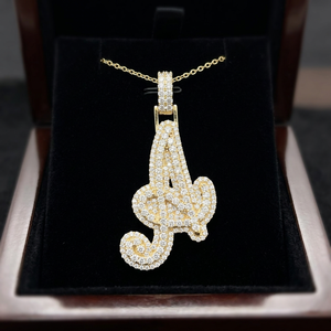 Pendentif Breloque Initiale en Diamant Naturel en Gros, Bijou Alphabet en Or Jaune 14K - Product Image 1