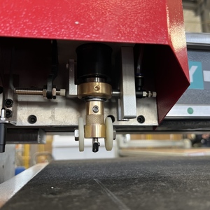 Fixation pour machine à découper les tubes en <span class=keywords><strong>verre</strong></span>, machine à découper les miroirs en <span class=keywords><strong>verre</strong></span> au laser et machine à découper le <span class=keywords><strong>verre</strong></span> stratifié <span class=keywords><strong>jumbo</strong></span> - Product Image 4