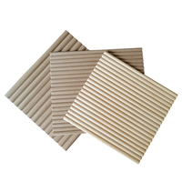 Revêtement en placage de bois, panneau ondulé en MDF 3D, panneau mural flexible en MDF, revêtement mural en bois rainuré flexible
