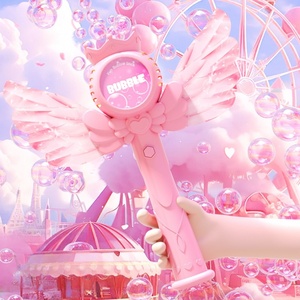 Varita de Burbujas para Fiestas Infantiles, Varita Mágica Rosa de Princesa Encantadora, Varita de Mariposa con Luz Intermitente y Música, Pistola de Burbujas para Niños - Product Image 2
