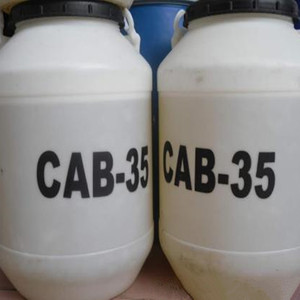 สารลดแรงตึงผิวจากโรงงานจีน CAS 61789-40-0 Cab/Capb 30% 35% สำหรับผงซักฟอก - Product Image 3