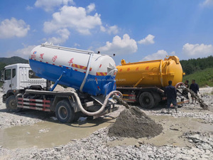DONGFENG 4x2 4x4 RHD 10m3 vidange propre <span class=keywords><strong>camion</strong></span> eaux usées fécales aspirateur <span class=keywords><strong>camion</strong></span>-citerne 10m3 toilette ventouse véhicule - Product Image 6