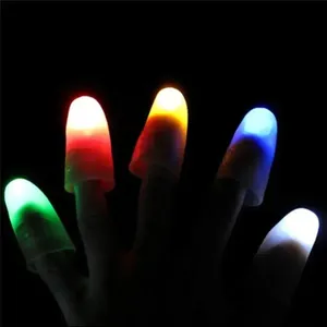 Giocattoli Magici in Metallo con Dita Luminose per Trucchi di Magia con LED Blu Lampeggiante Sonoro per Feste di Halloween - Product Image 2