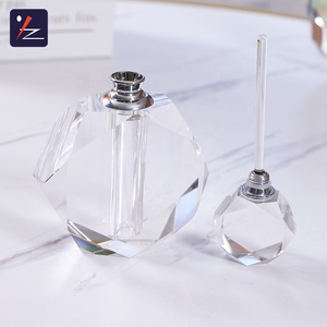 I fornitori che vendono <span class=keywords><strong>di</strong></span> alta qualità <span class=keywords><strong>di</strong></span> cristallo bottiglia <span class=keywords><strong>di</strong></span> profumo <span class=keywords><strong>di</strong></span> <span class=keywords><strong>vetro</strong></span> bottiglia <span class=keywords><strong>di</strong></span> olio essenziale - Product Image 3