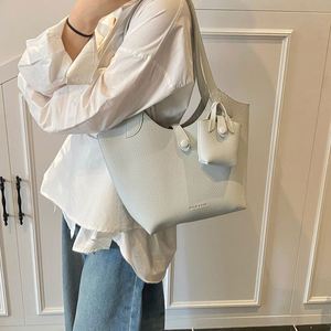 Sacs à main en cuir pour femmes, très demandés, lot de 2, grande capacité, sacs fourre-tout en PU - Product Image 5