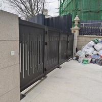 Op maat gemaakte vouwbare aluminium poort, moderne koperlook, weerbestendig, schuifdeur, geschikt voor villa, binnenplaats, hotel, commercieel gebruik