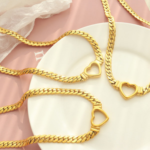 Collar de acero inoxidable chapado en oro de 18 quilates personalizado con letra inicial para mujer, cadenas colgantes con nombre delicado, regalo de joyería personalizado - Product Image 2