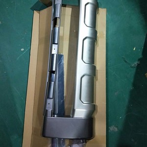 แผ่นกันกระแทกหน้าสำหรับรถยนต์โตโยต้าแลนด์ครุยเซอร์ FJ79 - Product Image 4