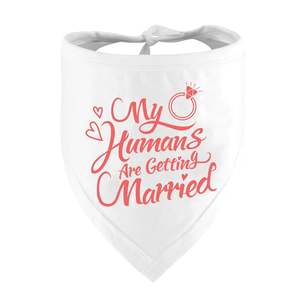 Cadeau de fiançailles, Bandana pour chien « Mes humains se marient », Accessoire photo de mariage, Écharpe pour animal de compagnie, Annonce de fiançailles pour chien - Product Image 2