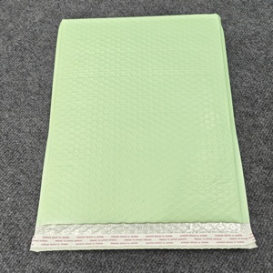 <span class=keywords><strong>Buste</strong></span> in <span class=keywords><strong>Plastica</strong></span> Autosigillanti con Logo Personalizzato, Imbottite con Bolle d'Aria, per Spedizioni e Imballaggi, <span class=keywords><strong>Grandi</strong></span> <span class=keywords><strong>Dimensioni</strong></span> - Product Image 2