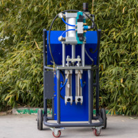 Machine à mousse de polyuréthane portable et économique pour l'isolation des murs, des toits, des réservoirs et des conteneurs