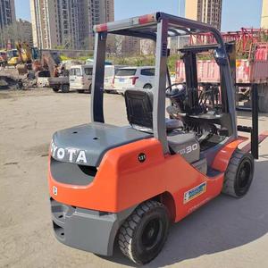 Toyota <b>Forklift</b> 3 Ton Diesel FD30 with Japanese Toyota/Mitsubishi/Isuzu Engine 4300KG 0-2000 Hours - Product Image 3
