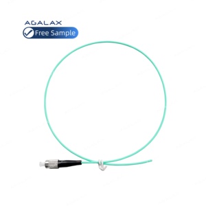 Precio de fábrica FC UPC APC modo único 9/125um 0,9mm G657A LSZH 1M/1,5 M <span class=keywords><strong>fibra</strong></span> Pigtail 1310/1550nm 2 años de garantía para FTTH - Product Image 4