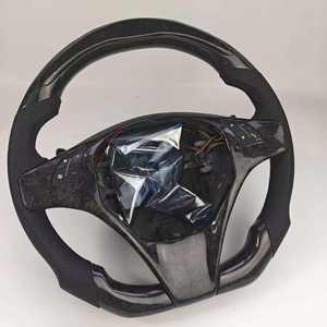 Volante Sportivo Personalizzato in Pelle e Fibra di Carbonio per <span class=keywords><strong>Alfa</strong></span> <span class=keywords><strong>Romeo</strong></span> Stelvio Giulia, Fondo Piatto, Display LED RPM, 3 Razze, Impugnatura da 45mm - Product Image 1