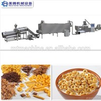 Nouvelle ligne de production industrielle de snacks de maïs soufflé multifonctionnelle entièrement automatique, extrudeuse bivis de haute performance pour boules de fromage