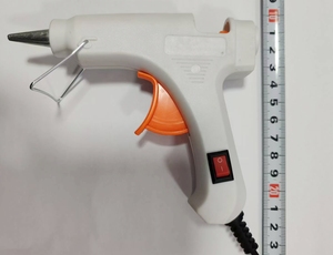 Pistolet à colle 10W DIY domestique pour la fabrication de pinces à cheveux et de bijoux, idéal pour la fusion de colle sur le plastique, le papier et le métal - Product Image 6