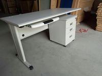 Table de bureau à structure métallique, table d'étude en acier, mobilier de bureau, table de travail pour ordinateur, bureau à domicile