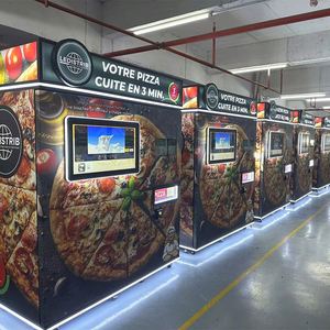 Máquina Expendedora de Conos de Pizza en Venta, Certificación CE, Pantalla Táctil, Múltiples Opciones de Pago y Monitoreo Remoto - Product Image 3