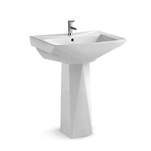 Vente en gros d'articles sanitaires bon marché toilettes une pièce en forme de diamant lavabo sur pied ensemble de toilettes en céramique pour salle de bain - Product Image 3