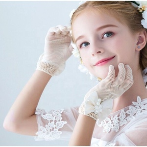 Gants pour enfants en maille avec nœud et fleur de perles, pour décoration de fête, mariage, événements et cadeaux de fête, vente en gros - Product Image 3