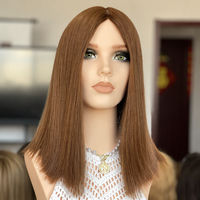 Perruque Sheitel Casher Juive en Cheveux Humains Alignés, Coupe Dégradée, Ondulation Naturelle, Dessus en Dentelle, Nouée à la Main, Sur Mesure, Vente en Gros OEM ODM