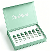 Boîtes d'emballage pour échantillons de parfum, emballage cadeau rigide magnétique personnalisé en papier avec logo en relief et insert en EVA pour cosmétiques de luxe