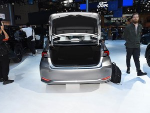 Nuevo Toyota <span class=keywords><strong>Corolla</strong></span> 2026 1.8L Edición Flagship de Doble Motor - Product Image 6