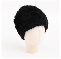 Bonnet tricoté en mélange de peluche noire pour femme, chaud, couleur unie, style urbain, idéal pour l'hiver et l'automne, parfait pour les sorties, les voyages et le shopping, ajustement confortable