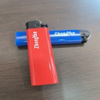 Briquet jetable en plastique 80 mm tendance avec coque colorée, au butane, design minimaliste pour cigarettes ou cadeaux