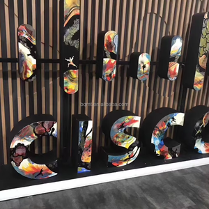 Commutateurs de la série Nexus 9000, 24 ports, connecteurs QSFP28 40/100G avec fonction PoE, N9K-C9332C, scellé d'origine, en stock - Product Image 3