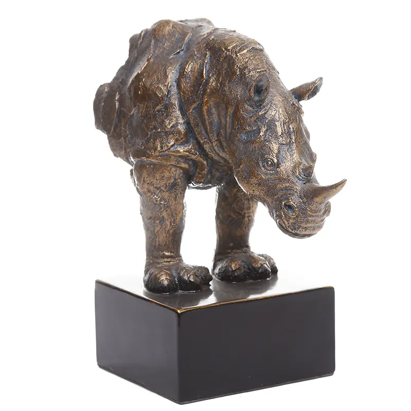 Commercio all'ingrosso Della Resina Rhinoceros Figurine ufficio creativo desktop decor Figurine di Animali