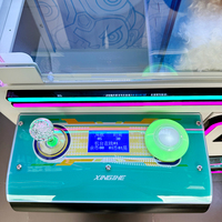 Machine de jeu de pêche aux peluches de luxe commerciale avec éclairage LED, fonctionnement par pièces et code QR pour centre d'amusement