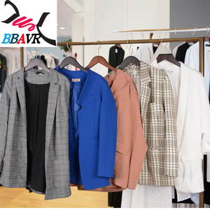 เสื้อเบลเซอร์มือสองเกาหลีพรีเมียม บี เบลส์ 45 กก. เสื้อผ้ารวมหลายประเภท เสื้อผ้ามือสอง เกรด AA - Product Image 1