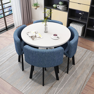 Set Tavolo da Pranzo Rotondo Moderno di Lusso 90cm con 4 Sedie in Ferro Effetto <span class=keywords><strong>Legno</strong></span> <span class=keywords><strong>e</strong></span> Tessuto in Cotone <span class=keywords><strong>e</strong></span> Lino per <span class=keywords><strong>Cucina</strong></span> <span class=keywords><strong>e</strong></span> Ristorante - Product Image 3